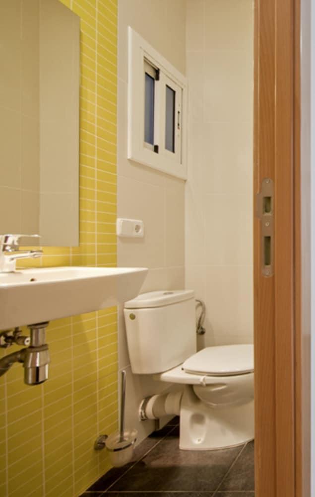 Hostal Nitzs Bcn Barcelona Ngoại thất bức ảnh