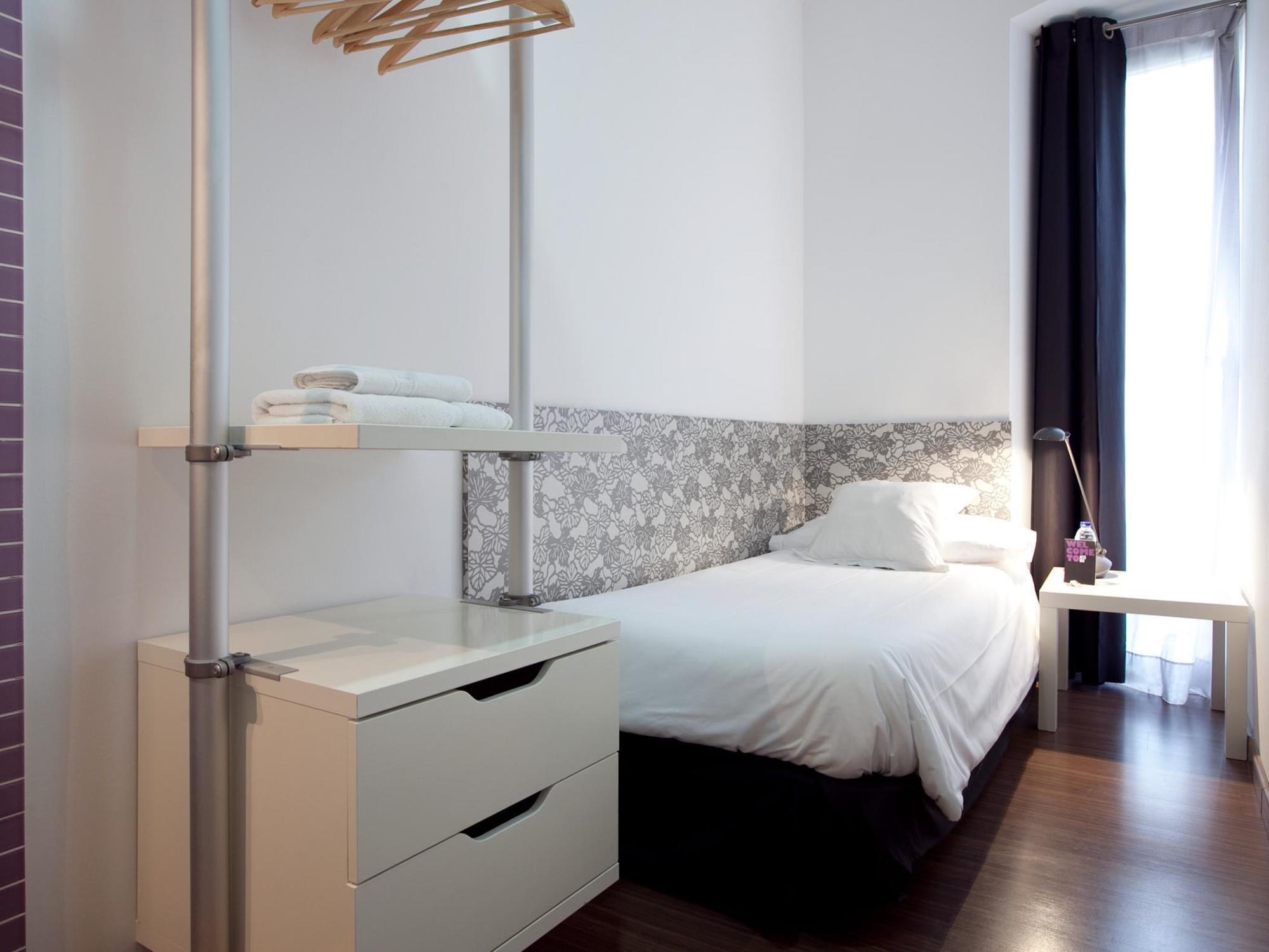 Hostal Nitzs Bcn Barcelona Ngoại thất bức ảnh
