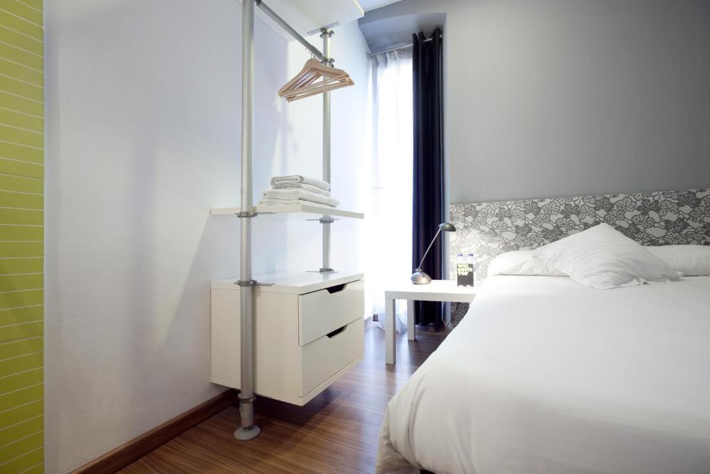 Hostal Nitzs Bcn Barcelona Phòng bức ảnh