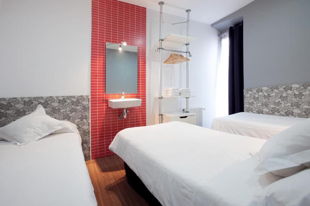Hostal Nitzs Bcn Barcelona Phòng bức ảnh